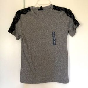 Gap grey small tee shirt